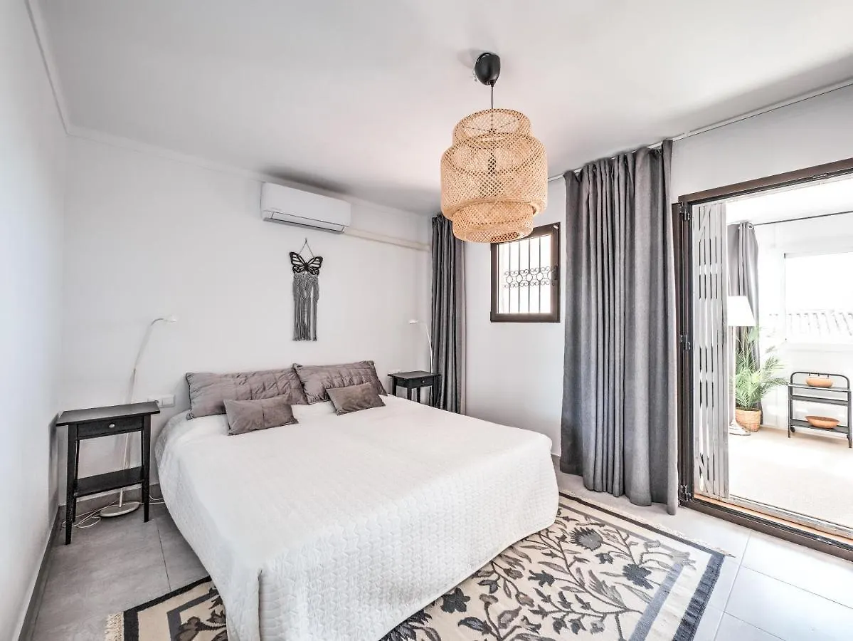 Villa Beautiful Townhouse With Two Terraces In Nerja 0*,
