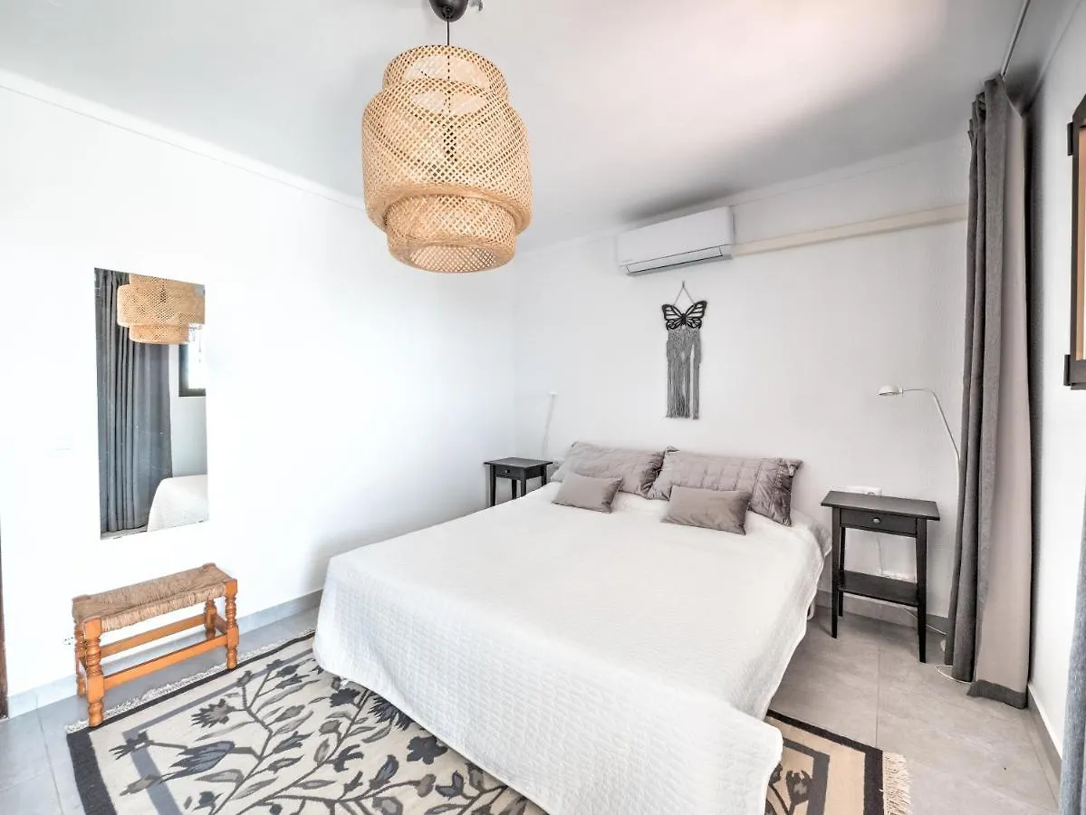 Villa Beautiful Townhouse With Two Terraces In Nerja