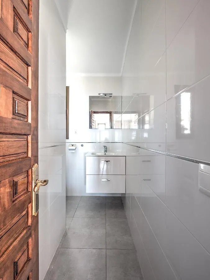 Villa Beautiful Townhouse With Two Terraces In Nerja España