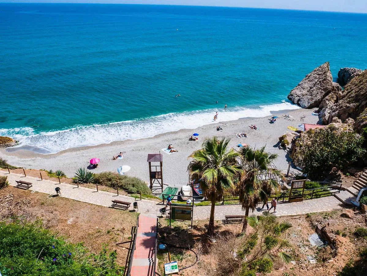 Villa Beautiful Townhouse With Two Terraces In Nerja España