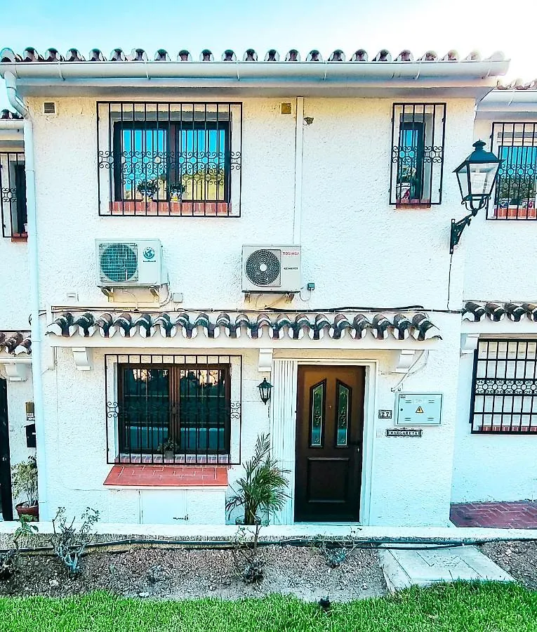 Villa Beautiful Townhouse With Two Terraces In Nerja