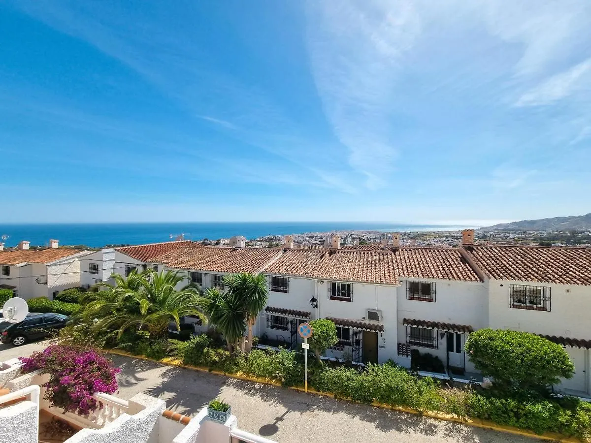 Villa Beautiful Townhouse With Two Terraces In Nerja