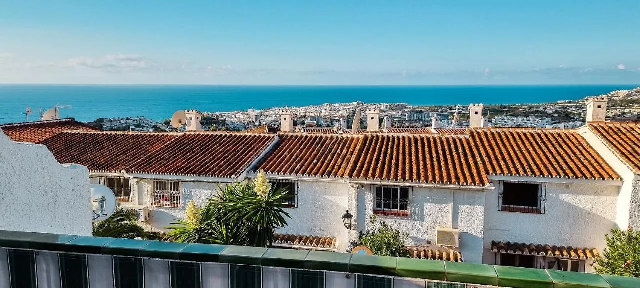 Villa Beautiful Townhouse With Two Terraces In Nerja España